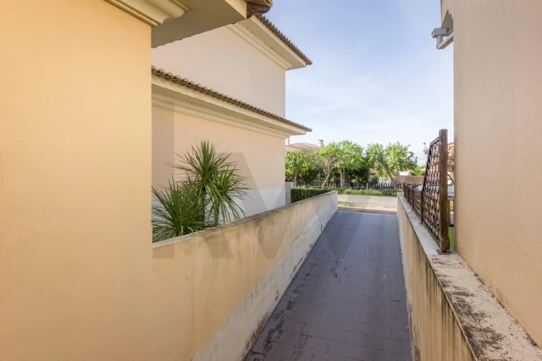 Moradia T3 para Venda em Samora Correia Foto 9