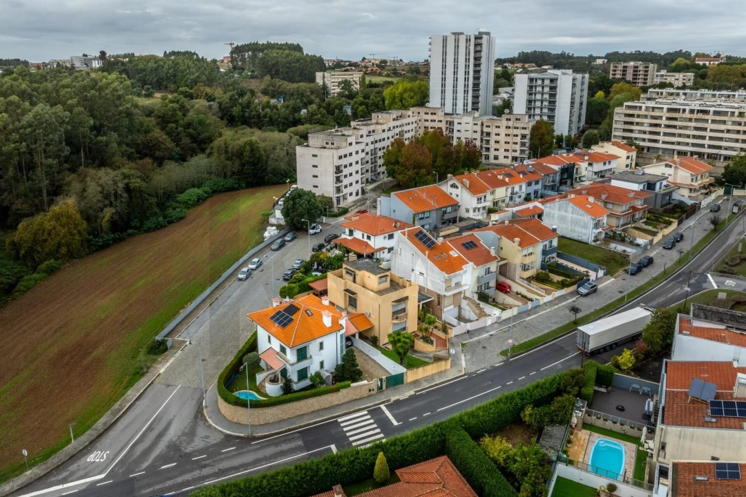 Moradia T4 para Venda em Moreira Foto 5