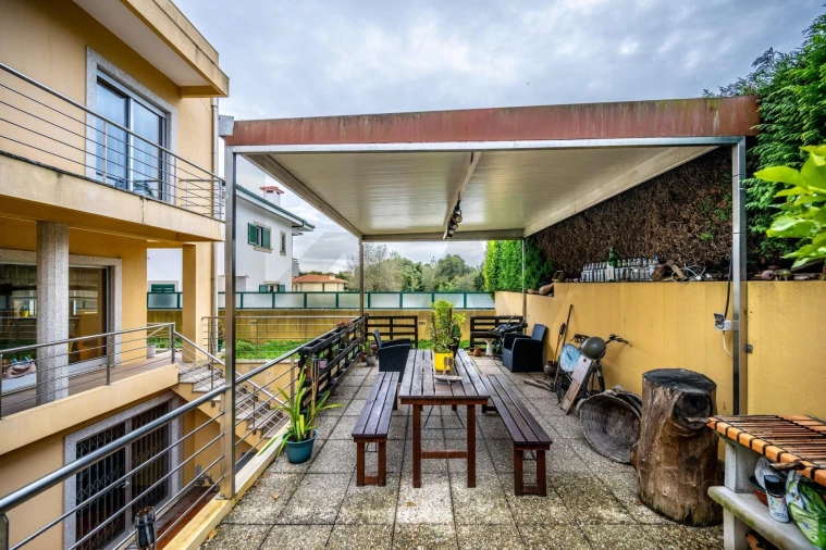 Moradia T4 para Venda em Moreira Foto 10