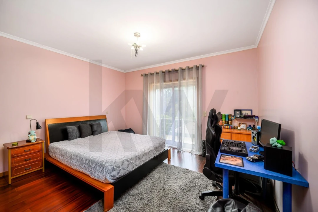 Moradia T4 para Venda em Moreira Foto 32