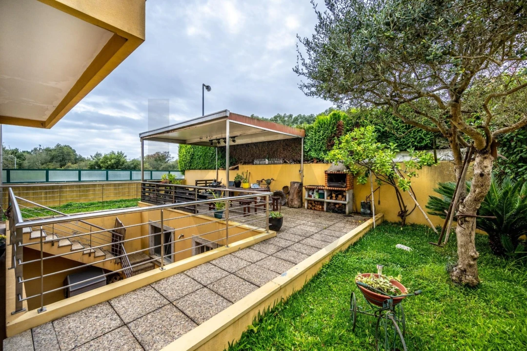 Moradia T4 para Venda em Moreira Foto 8