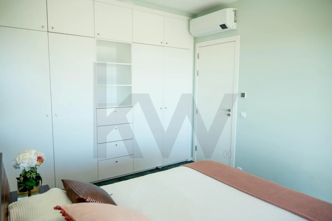 Moradia T4 para Venda em Santa Catarina da Fonte do Bispo Foto 68