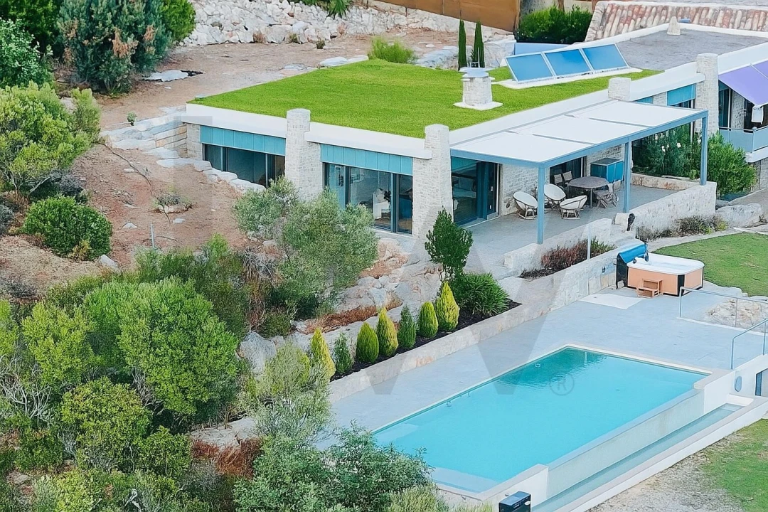 Moradia T4 para Venda em Santa Catarina da Fonte do Bispo Foto 3