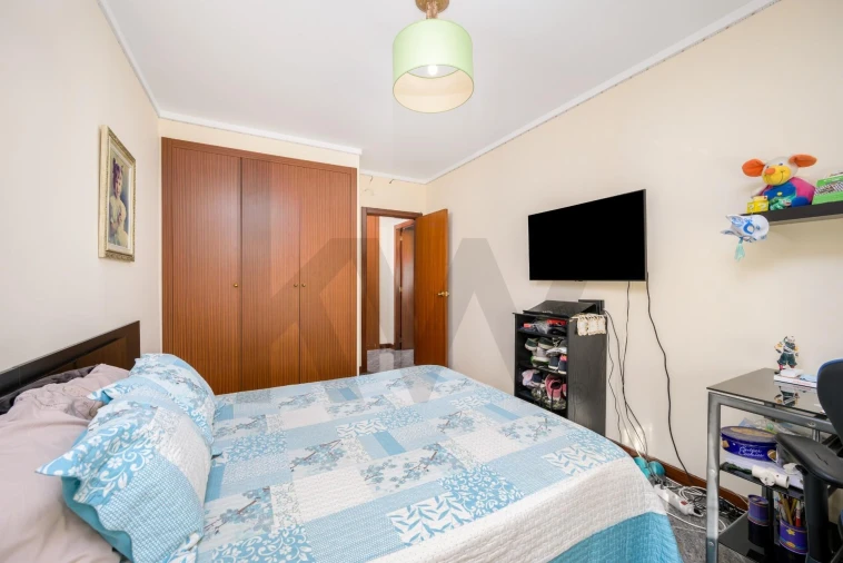 Apartamento T2 para Venda em Canelas Foto 15