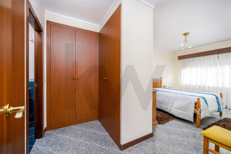 Apartamento T2 para Venda em Canelas Foto 14