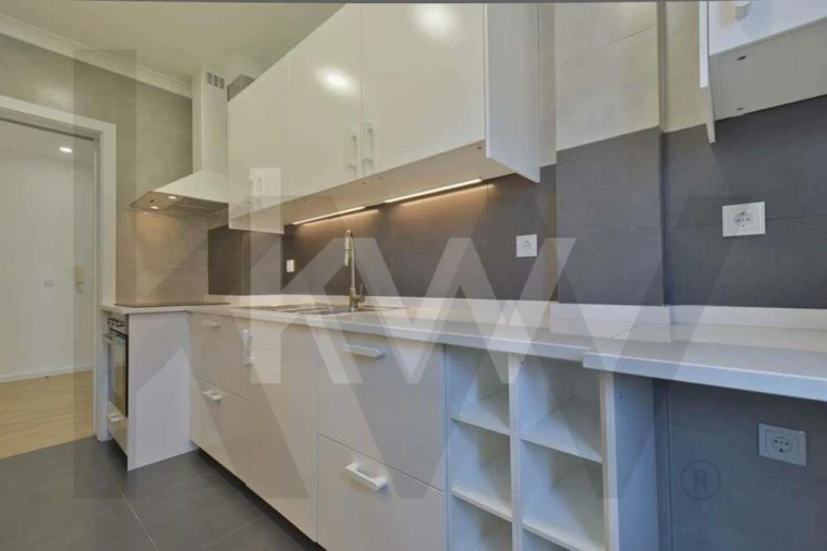 Apartamento T2 para Arrendamento em Sacavém e Prior Velho Foto 22