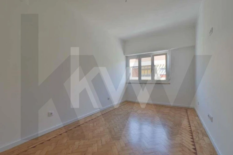 Apartamento T2 para Arrendamento em Sacavém e Prior Velho Foto 9