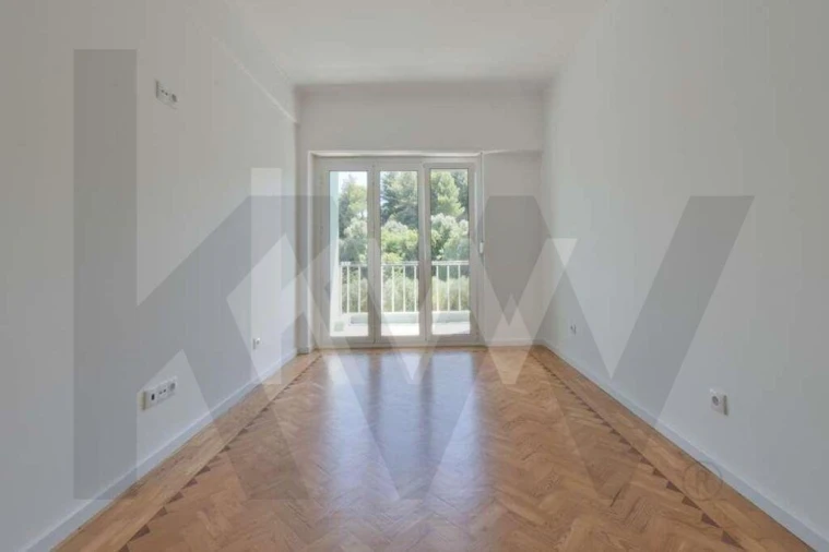 Apartamento T2 para Arrendamento em Sacavém e Prior Velho Foto 4