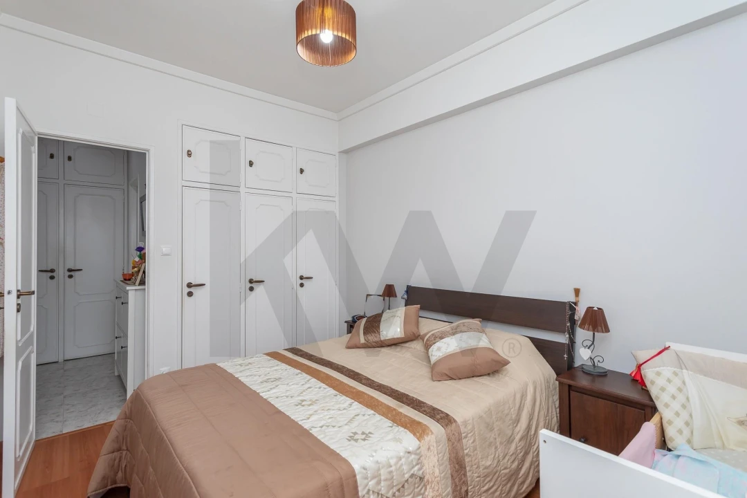 Apartamento T2 para Venda em Alfragide Foto 14