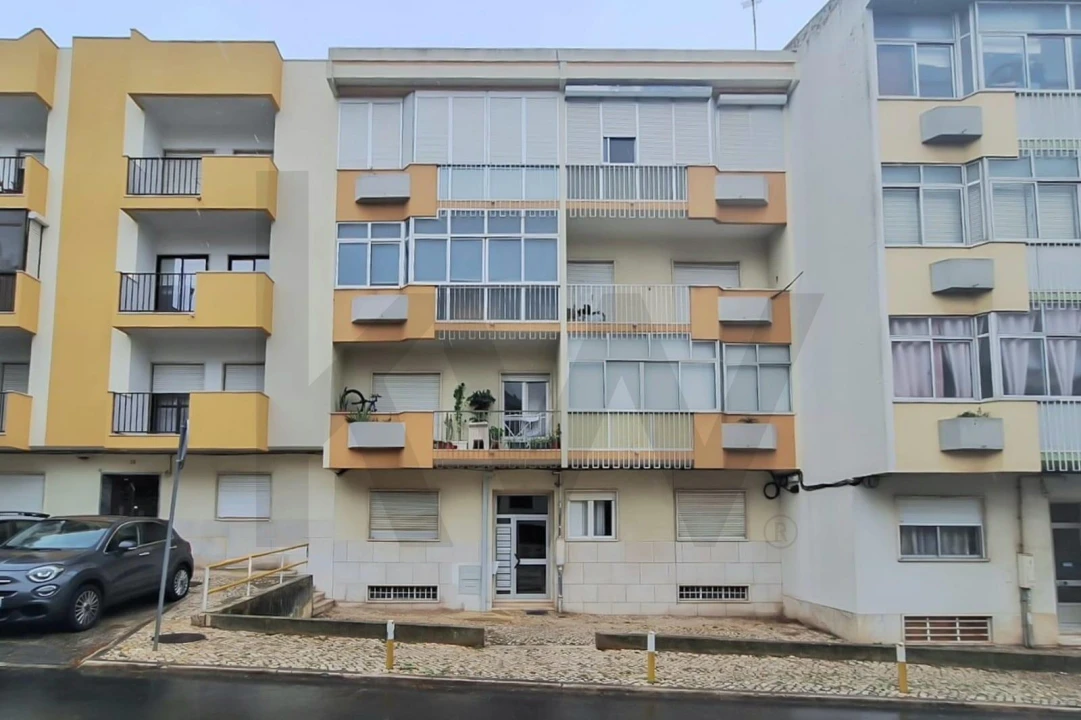Apartamento T2 para Venda em Alfragide Foto 20