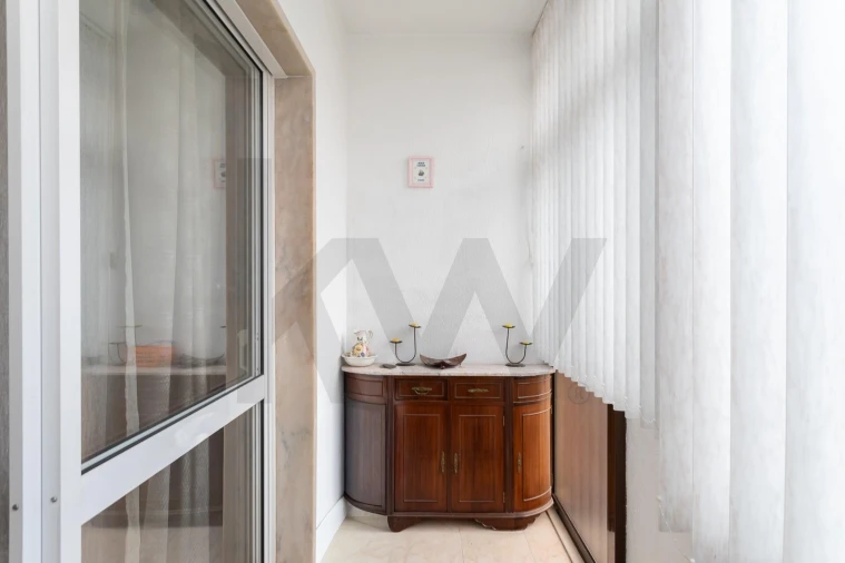 Apartamento T2 para Venda em Alfragide Foto 10