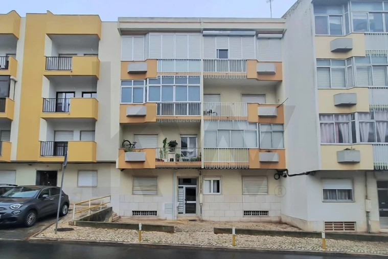 Apartamento T2 para Venda em Alfragide Foto 20