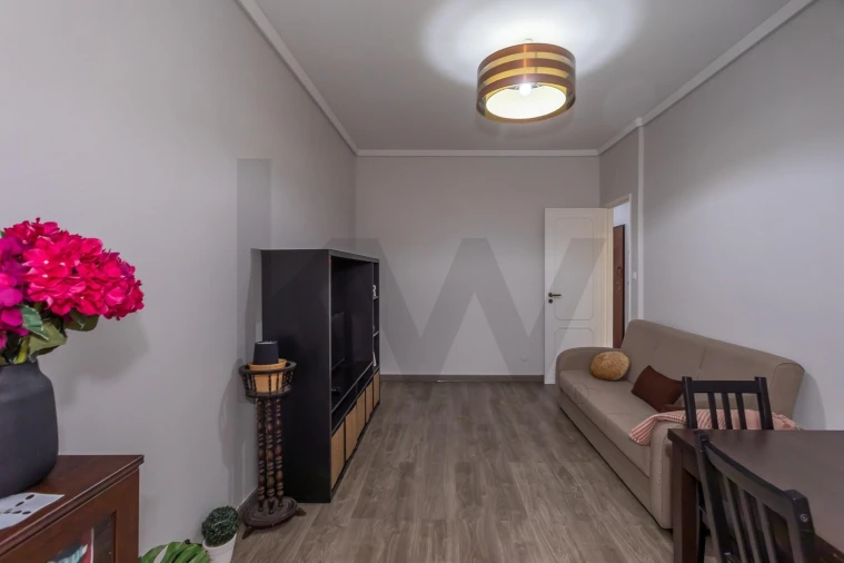 Apartamento T2 para Venda em Alfragide Foto 9