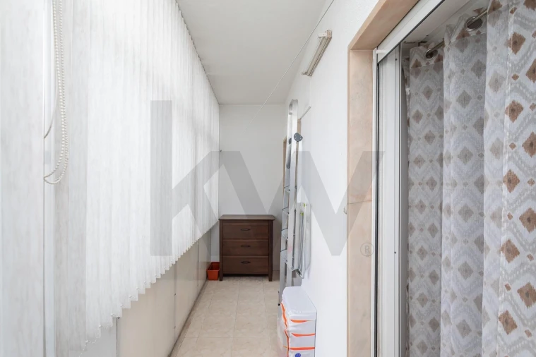 Apartamento T2 para Venda em Alfragide Foto 18