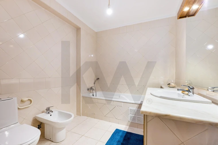 Apartamento T3 para Venda em Sacavém e Prior Velho Foto 19