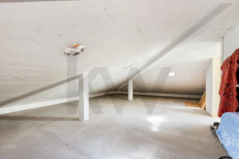 Apartamento T3 para Venda em Sacavém e Prior Velho Foto 22