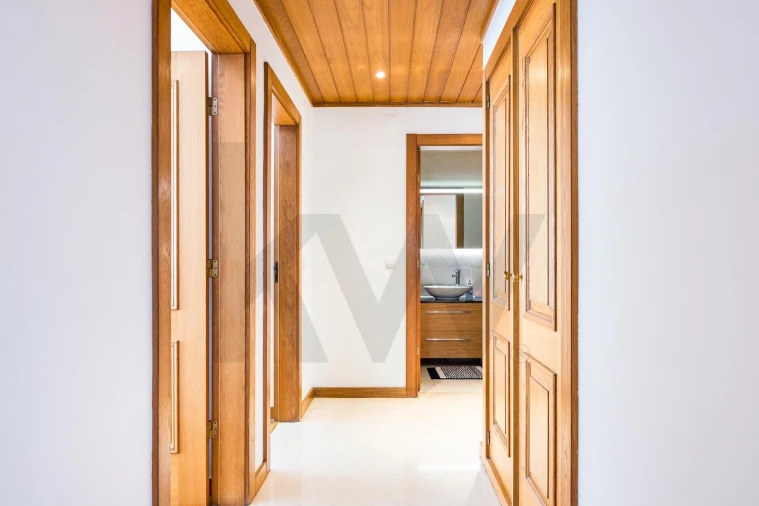 Apartamento T3 para Venda em Sacavém e Prior Velho Foto 13