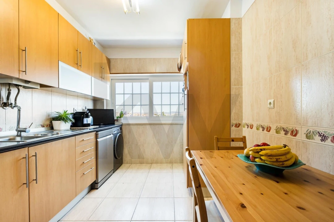 Apartamento T3 para Venda em Sacavém e Prior Velho Foto 10