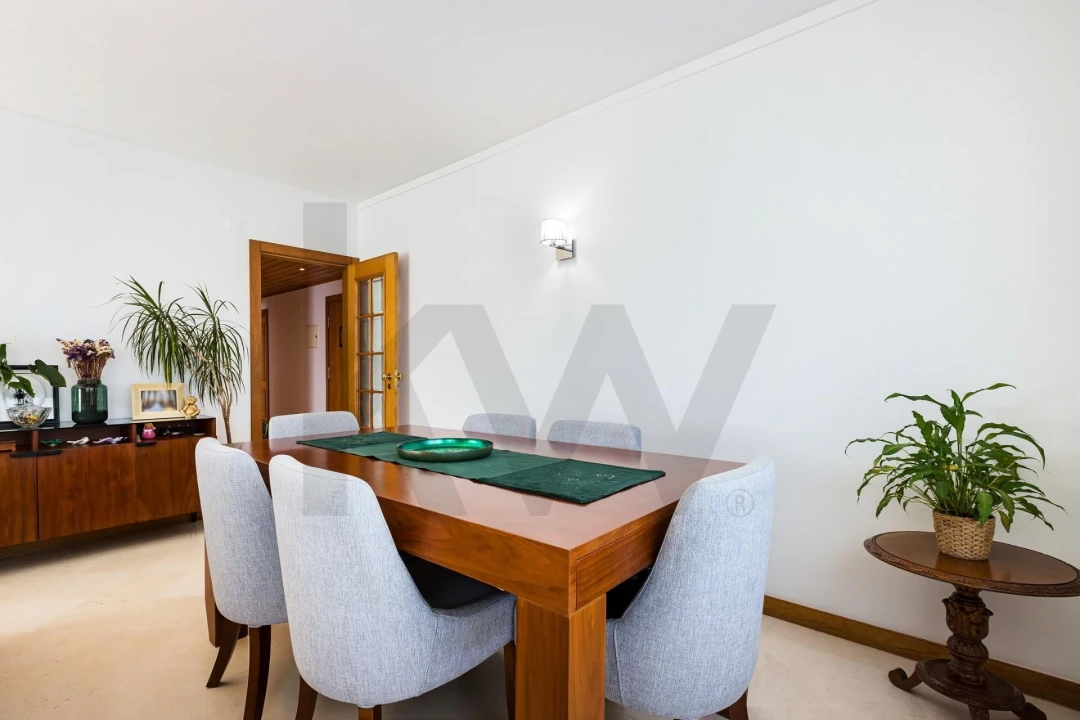 Apartamento T3 para Venda em Sacavém e Prior Velho Foto 9