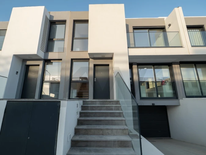 Moradia T3 para Venda em São Francisco Foto 2