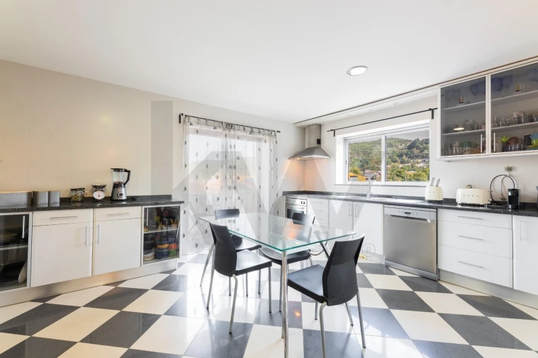 Moradia T4 para Venda em Este (São Pedro e São Mamede) Foto 17