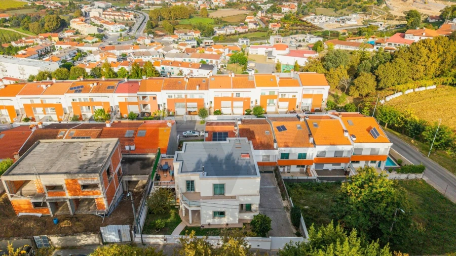 Moradia T4 para Venda em Este (São Pedro e São Mamede) Foto 48