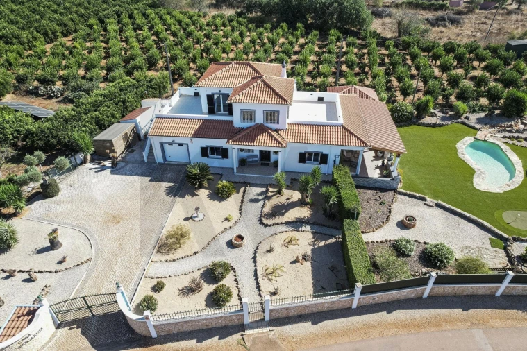 Moradia T3 para Venda em São Bartolomeu de Messines Foto 3