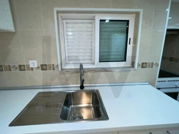 Moradia T4 para Venda em Charneca de Caparica e Sobreda
