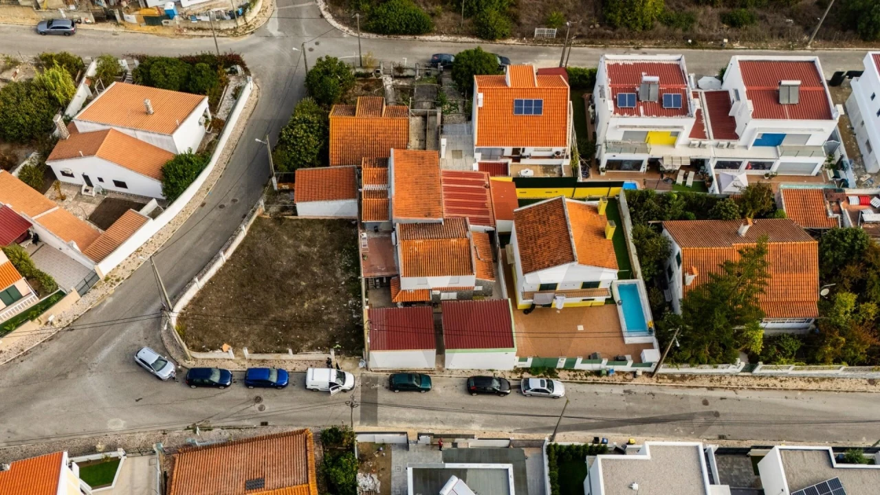 Moradia T4 para Venda em Charneca de Caparica e Sobreda Foto 5