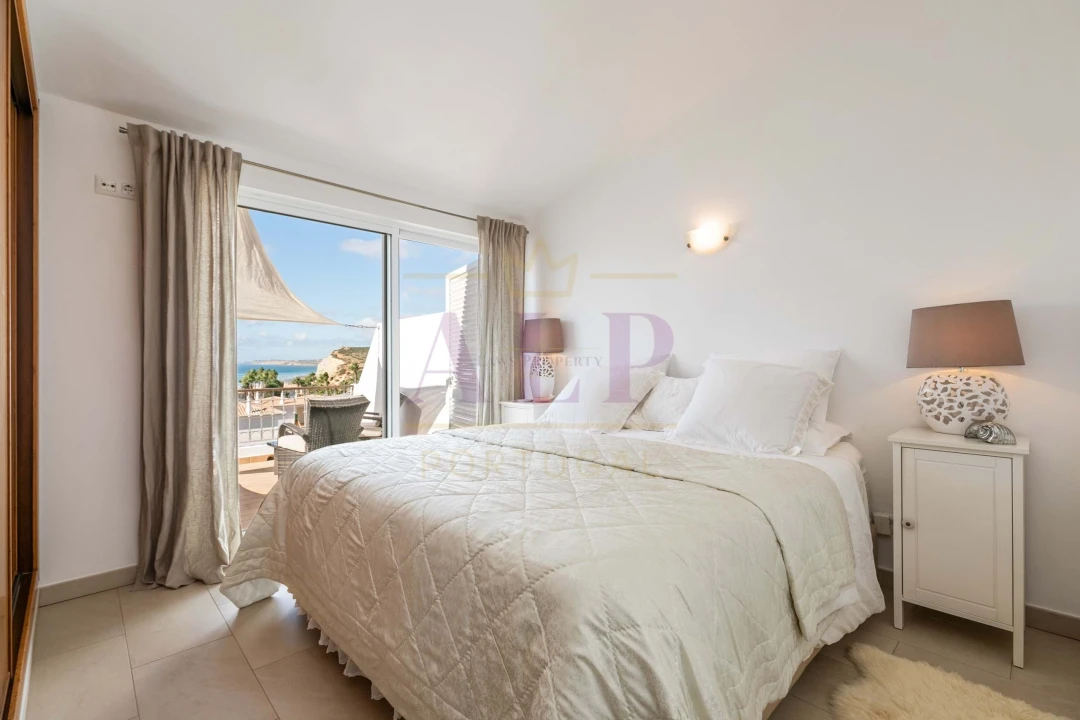 Moradia T2 para Venda em Lagos (São Sebastião e Santa Maria) Foto 19