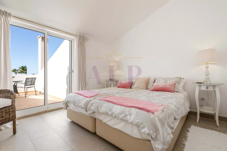 Moradia T2 para Venda em Lagos (São Sebastião e Santa Maria) Foto 5