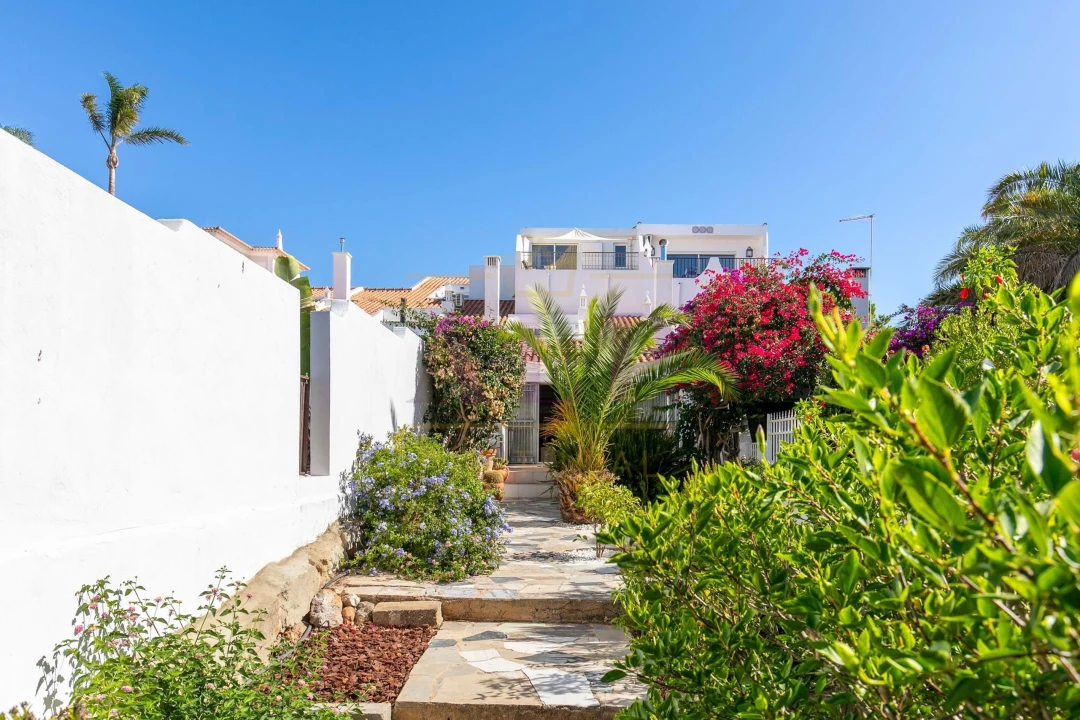 Moradia T2 para Venda em Lagos (São Sebastião e Santa Maria) Foto 27