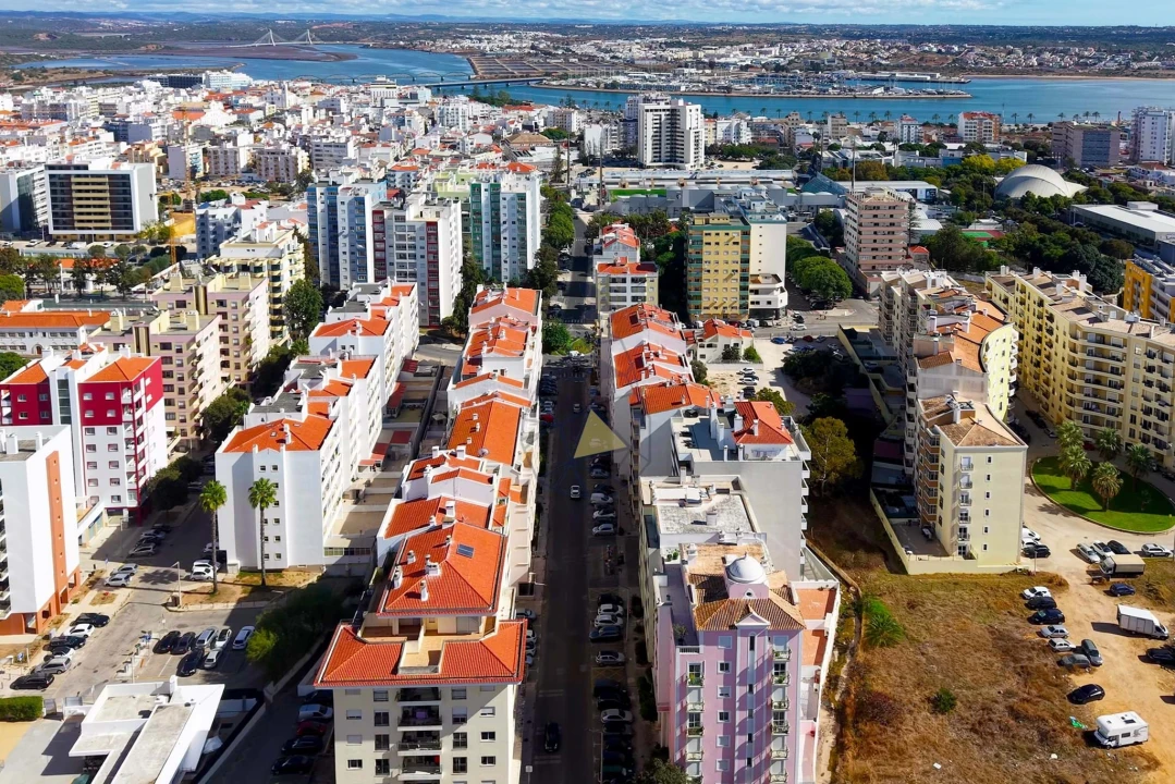 Apartamento T3 para Arrendamento em Portimão Foto 43