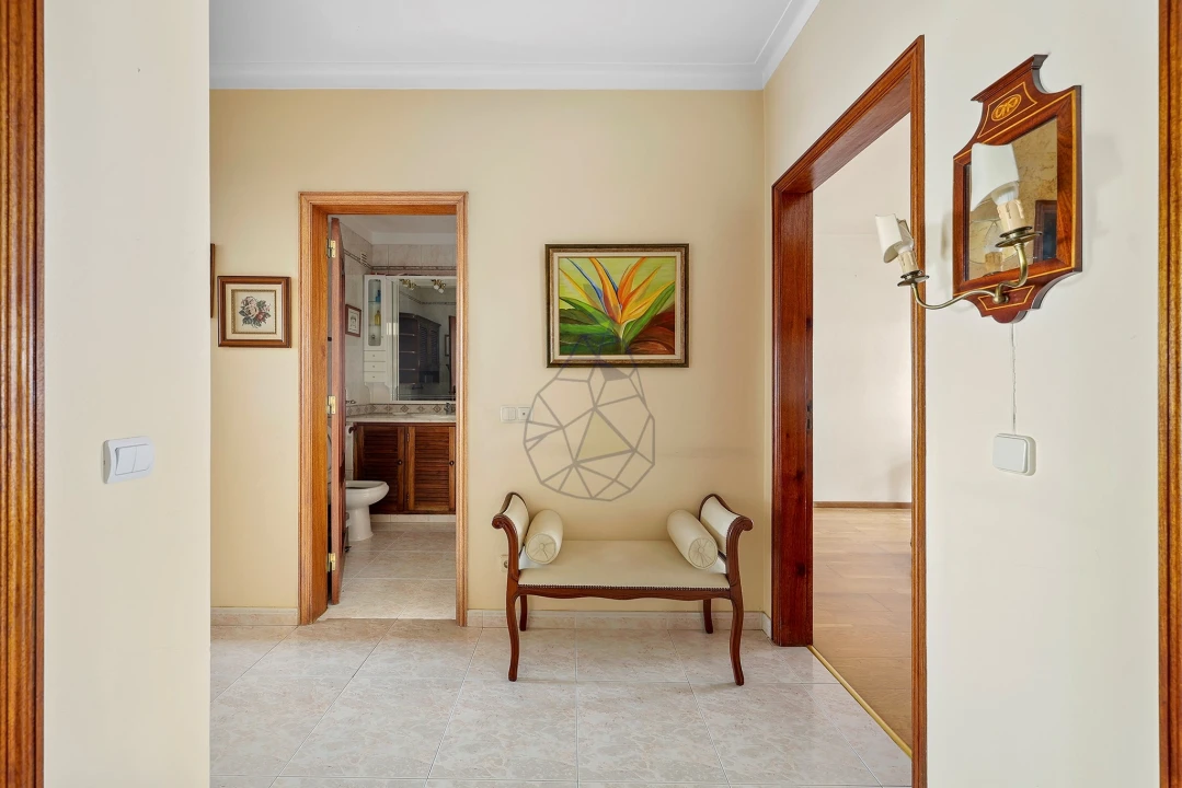 Apartamento T3 para Arrendamento em Portimão Foto 32