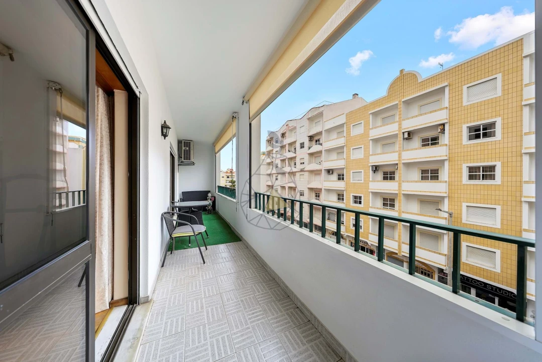 Apartamento T3 para Arrendamento em Portimão Foto 29