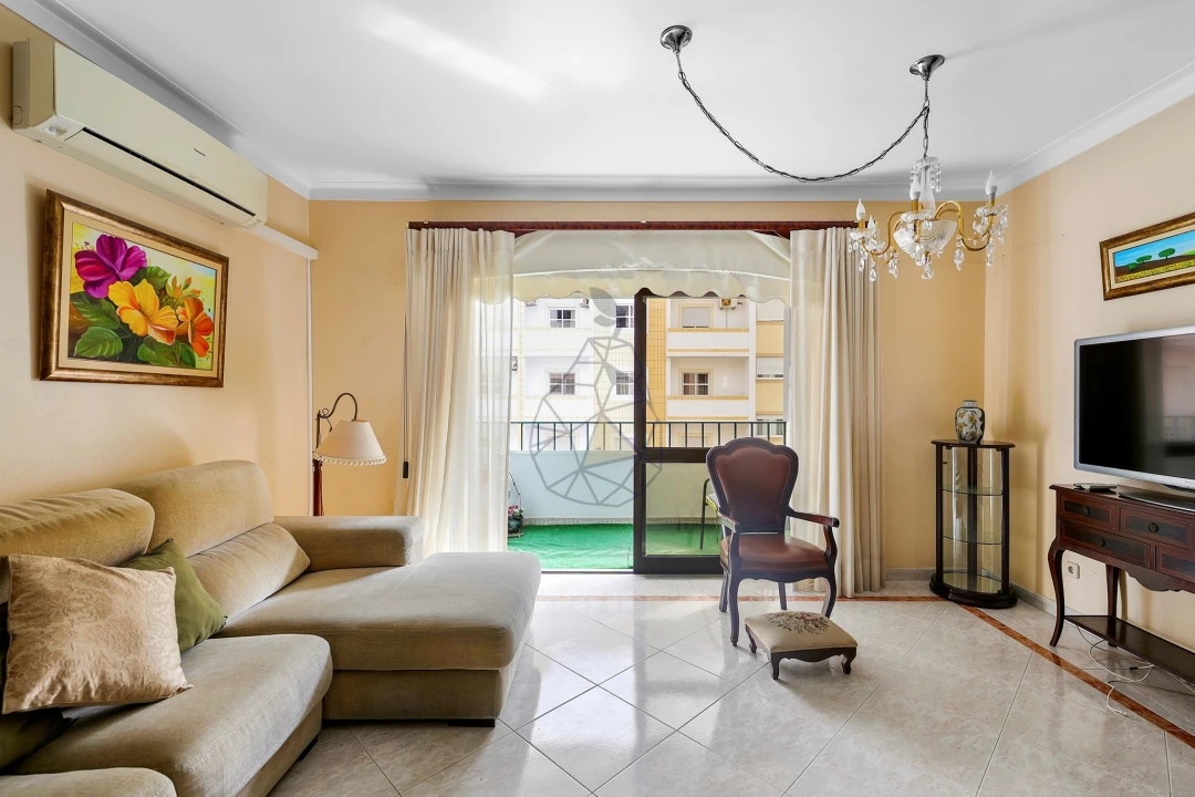 Apartamento T3 para Arrendamento em Portimão Foto 13