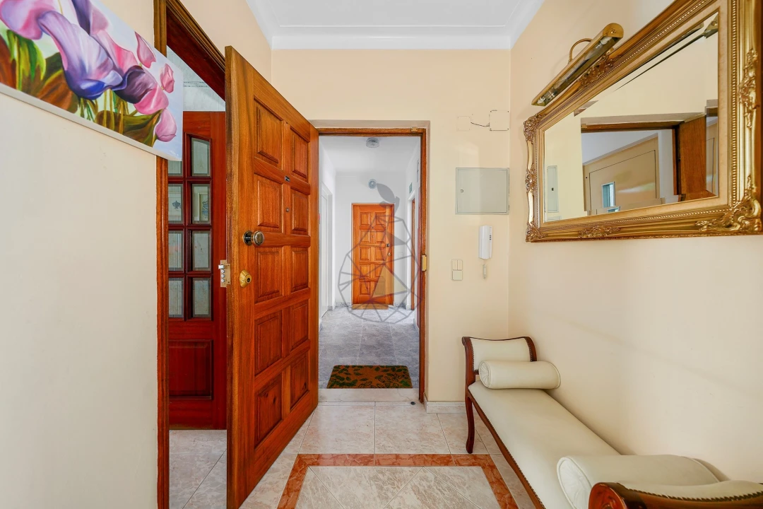 Apartamento T3 para Arrendamento em Portimão Foto 37