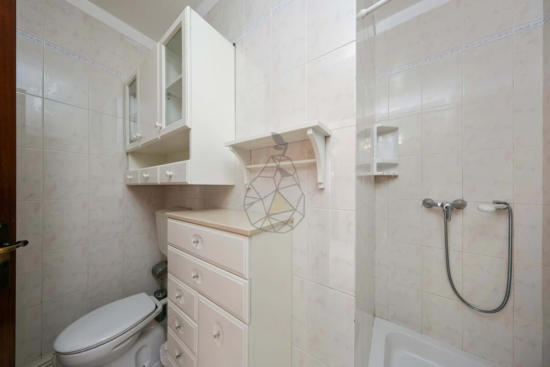 Apartamento T3 para Arrendamento em Portimão Foto 19