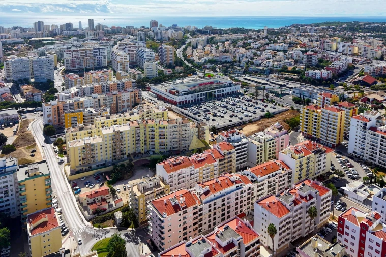 Apartamento T3 para Arrendamento em Portimão Foto 41