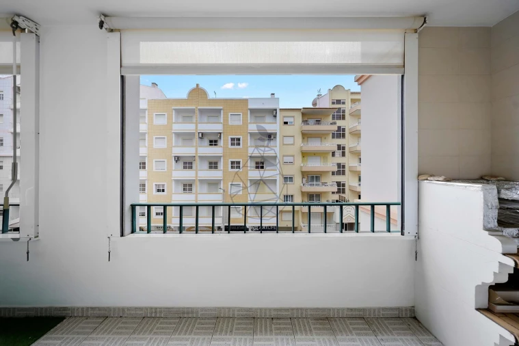 Apartamento T3 para Arrendamento em Portimão Foto 28