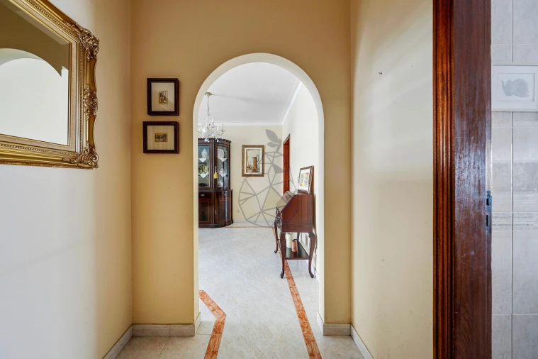 Apartamento T3 para Arrendamento em Portimão Foto 12