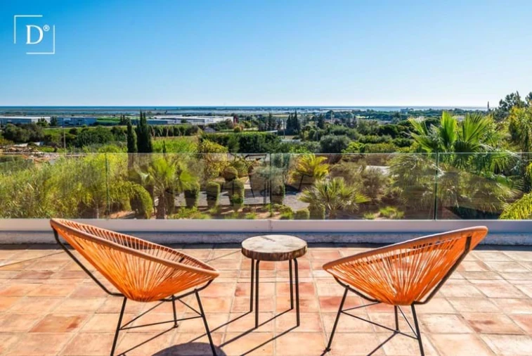 Moradia T4 para Venda em Olhão Foto 5