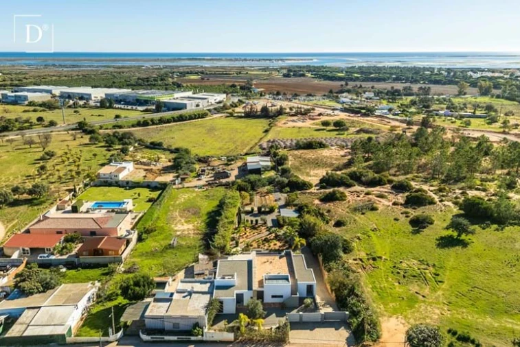 Moradia T4 para Venda em Olhão Foto 35