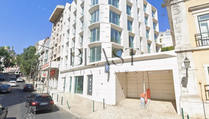 Negócio para Arrendamento em Santo António