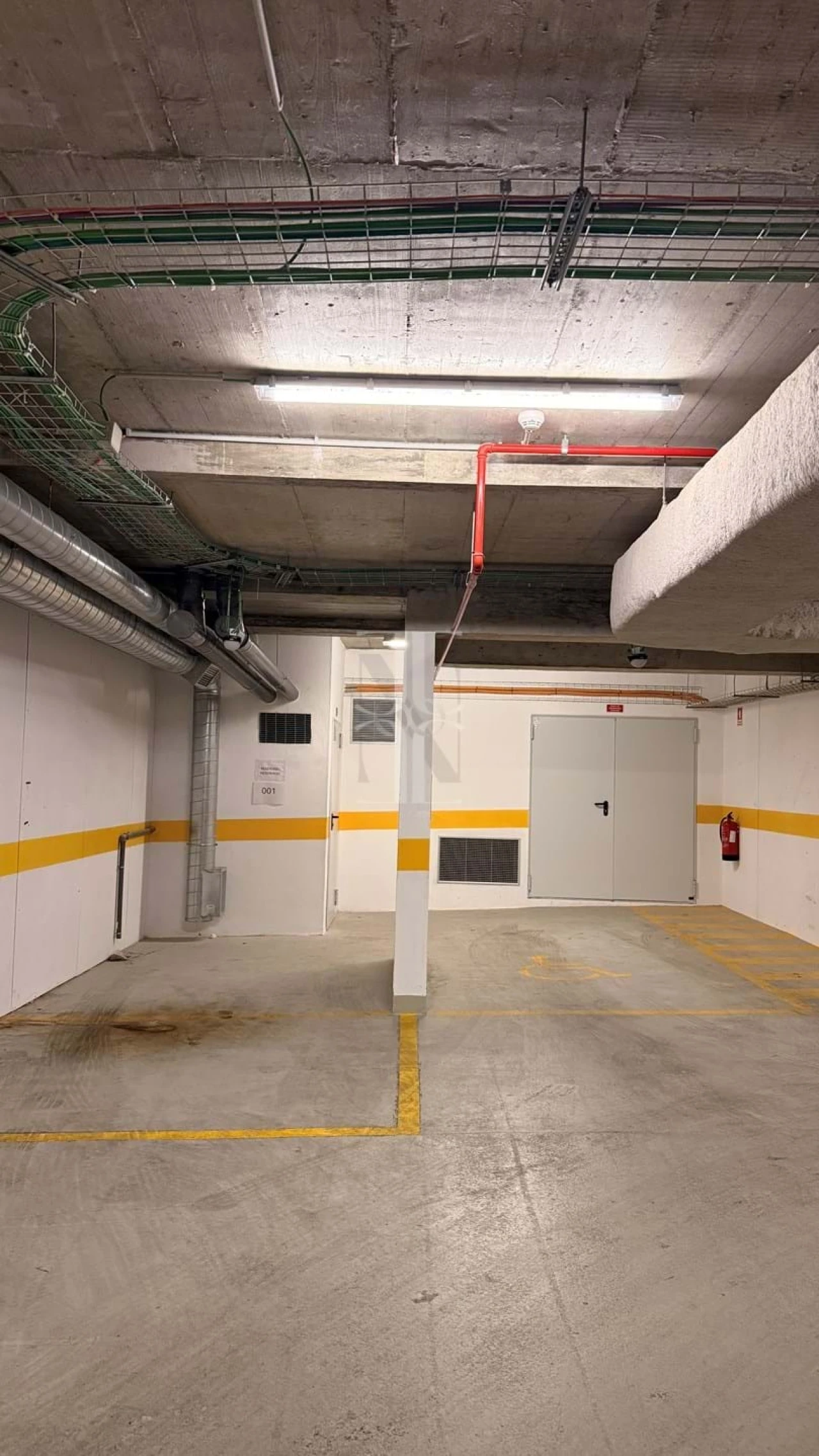 Negócio para Arrendamento em Santo António Foto 14