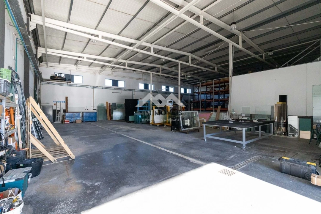 Armazém para Venda em Ermesinde Foto 9