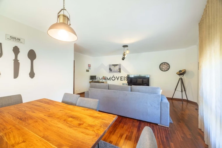 Apartamento T1 para Venda em Santa Marinha Foto 27