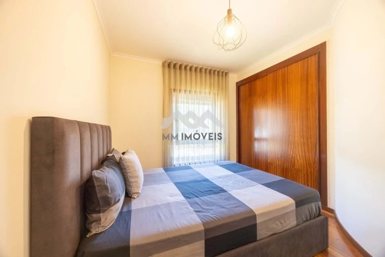 Apartamento T1 para Venda em Santa Marinha Foto 8