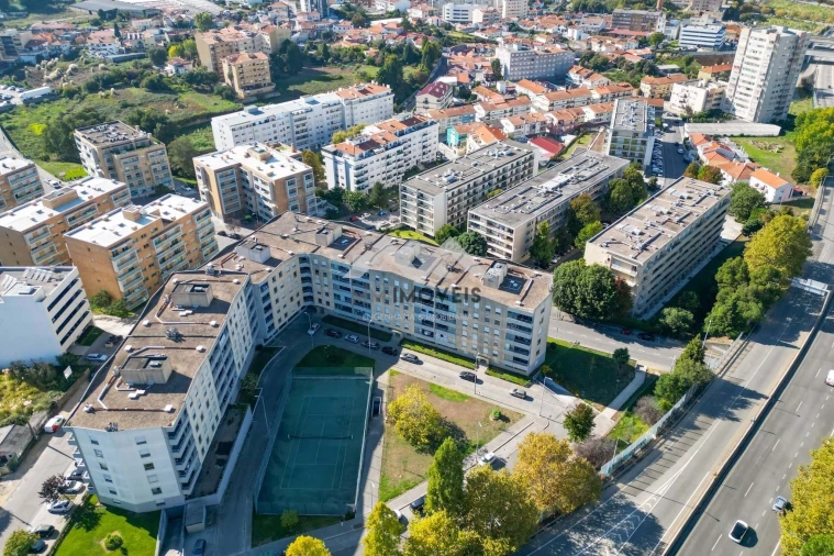Apartamento T1 para Venda em Santa Marinha Foto 39