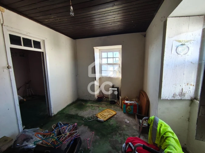 Moradia T2 para Venda em Santa Barbara Foto 8